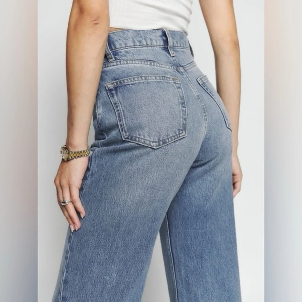 Reformation Light Blue Straight Leg Jeans size 24 - Picture 5 of 14